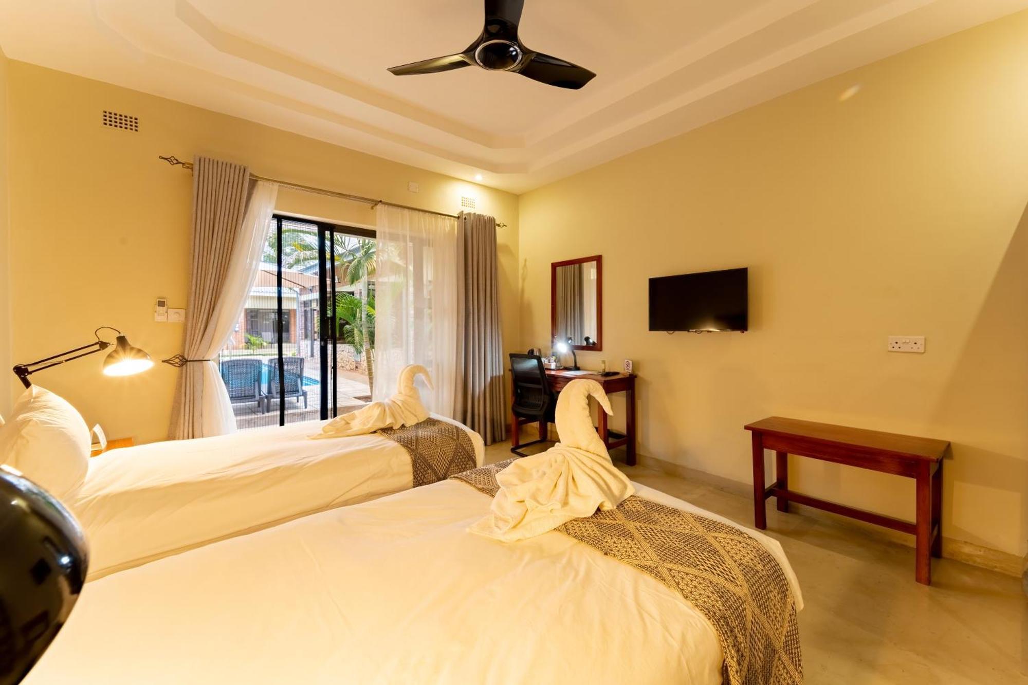 The Shrub Lodge شلالات فيكتوريا المظهر الخارجي الصورة