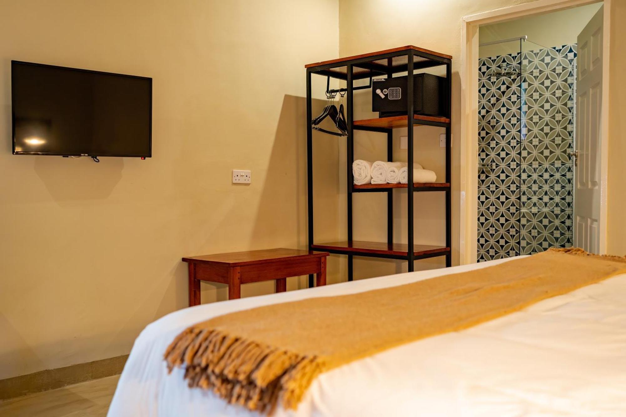 The Shrub Lodge شلالات فيكتوريا المظهر الخارجي الصورة