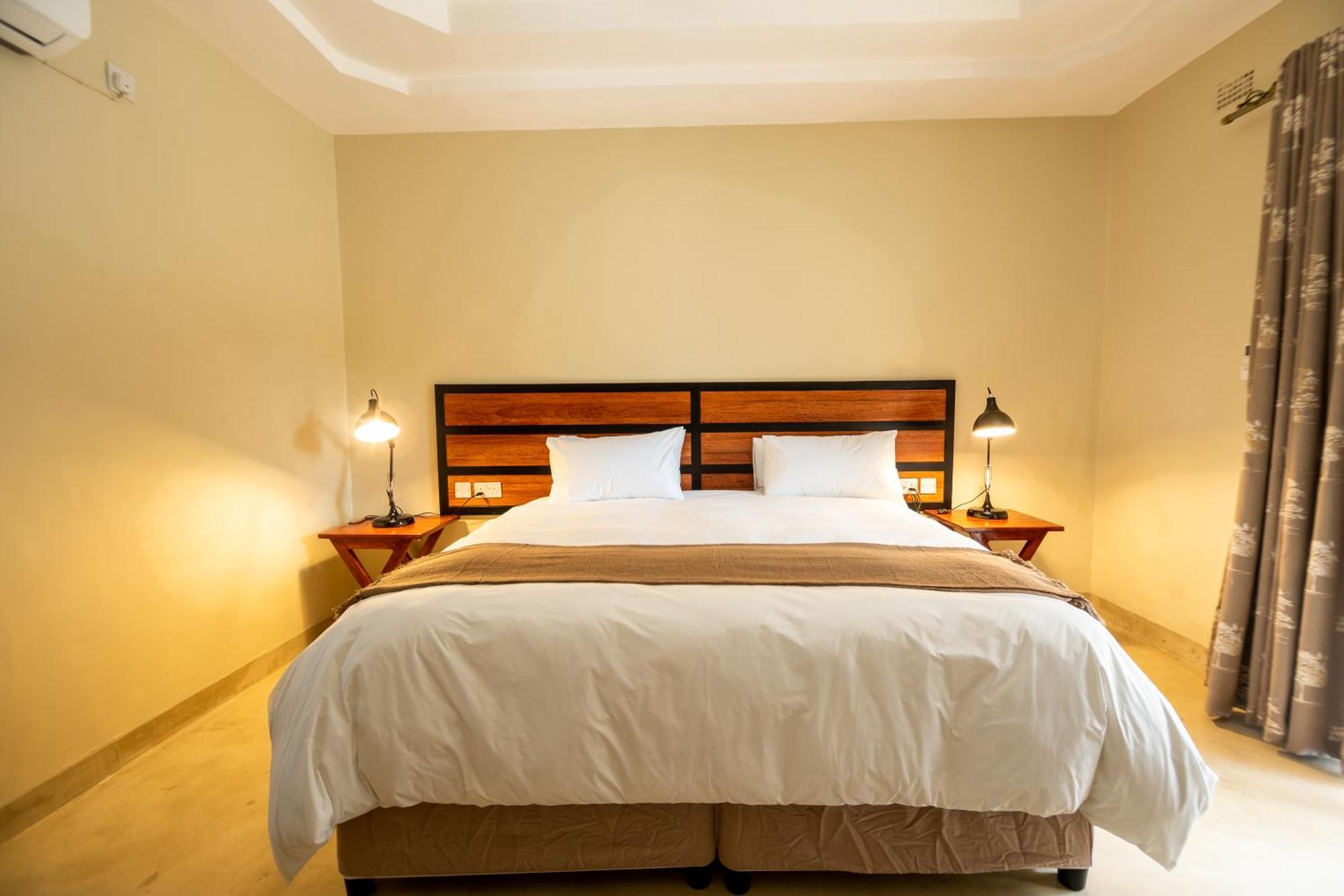 The Shrub Lodge شلالات فيكتوريا المظهر الخارجي الصورة